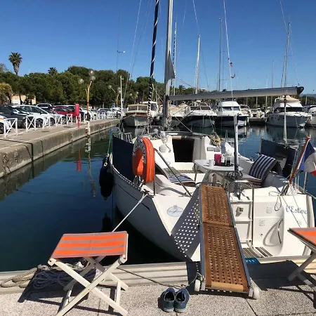 Holiday Avenue De Verdun * Antibes